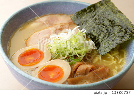 鶏白湯ラーメン 13336757