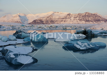 ヨークルサルロン Jokulsarlon ヴァトナヨークトル氷河 ヨークルサルロン Jokulsarlon ヴァトナヨークトル氷河 13338860