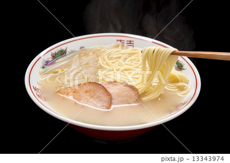 ラーメン ラーメン 13343974