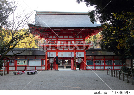 京都 下鴨神社 楼門の写真素材