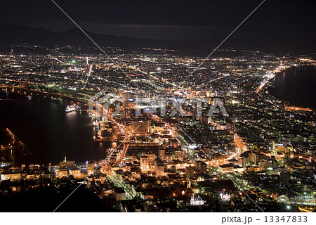 冬の函館山より100万ドルの夜景 13347833