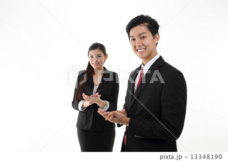 Man frong woman behind clapping cheering side Man frong woman behind clapping cheering side 13348190