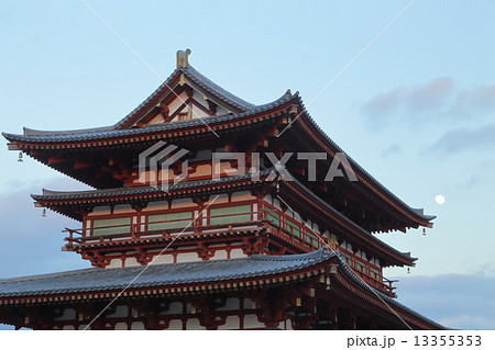 奈良県:薬師寺の風景 奈良県:薬師寺の風景 13355353