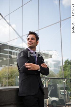 Business 13356871