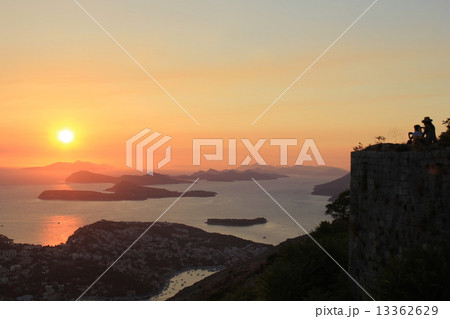 ドブロブニクの夕暮れ 13362629