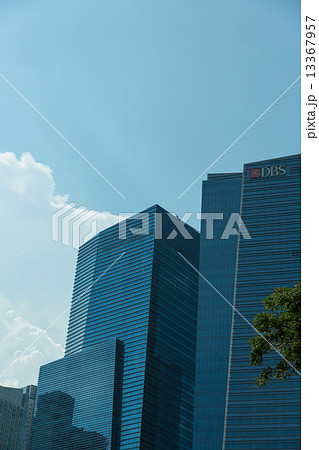 Buildings in Singapore skyline 13367957