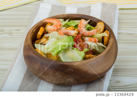 Caesar salad with shrimps Caesar salad with shrimps 13368429