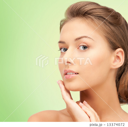 beautiful young woman face 13374072