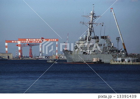 イージス艦　ステザム　アメリカ海軍 駆逐艦　（ 横須賀港 ）　2014年8月2日 13391439