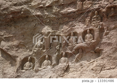 大同 雲崗石窟 世界遺産 大同 雲崗石窟 世界遺産 13391486