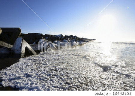 波消しブロック 13442252