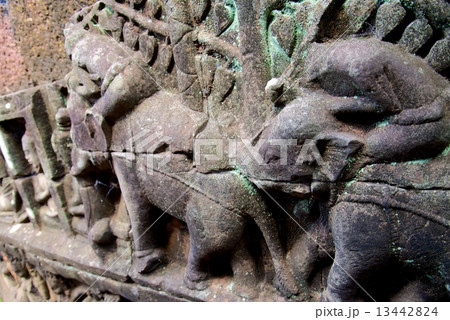 カンボジア　アンコールワット ライ王のテラス 13442824