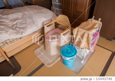 在宅介護 13443740