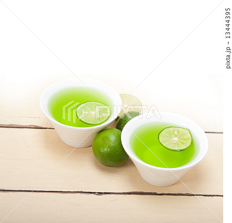 green lime lemonade 13444395