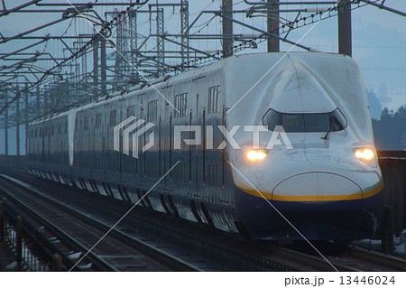 冬の東北・上越新幹線E4系(旧塗装・16両編成) 冬の東北・上越新幹線E4系(旧塗装・16両編成) 13446024