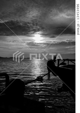 Sun set 13453496