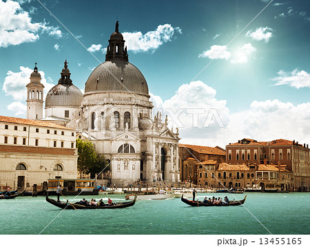 Grand Canal and Basilica Santa Maria della Salute, Venice, Italy 13455165