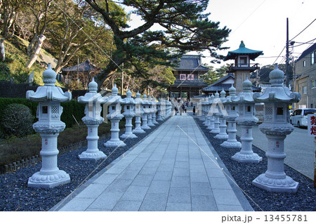 千葉県 誕生寺参道 千葉県 誕生寺参道 13455781