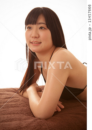 young things 13457666