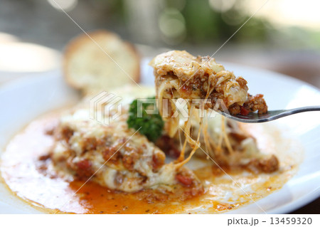 Meat and Cheese Lasagna 13459320