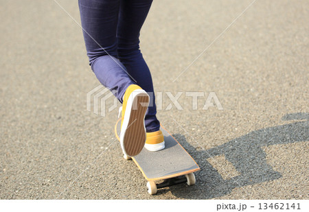 skateboarding legs skateboarding legs 13462141