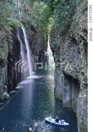 高千穂峡　宮崎県 13471595