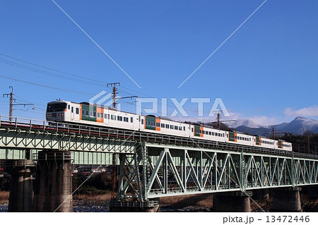 上越線を行く臨時特急水上号（185系電車：上野⇔水上） 13472446