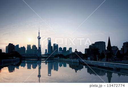 黄浦江 13472774