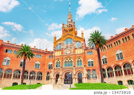 Hospital Sant Pau Recinte Modernista. Barcelona, Catalonia, Spai 13473910
