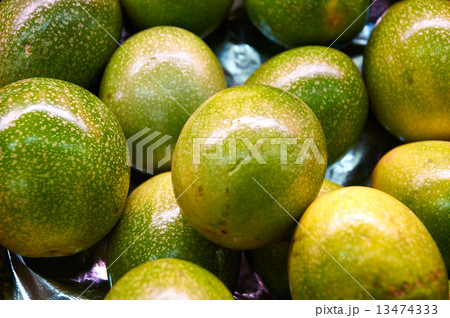 Thai yellow-green citrus fruit Pomelo 13474333