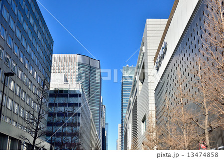 有楽町駅前交差点からの丸の内 13474858