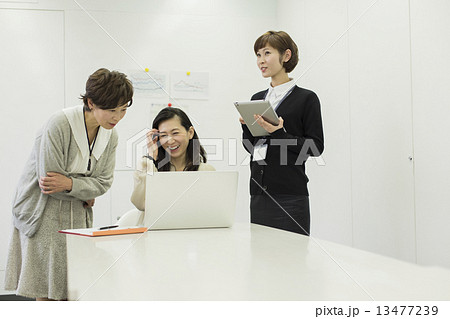 女性ビジネス 女性ビジネス 13477239