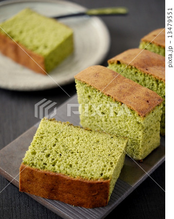 抹茶カステラ(ハイアングル) 抹茶カステラ(ハイアングル) 13479551