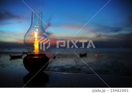 Candle Light Candle Light 13482891