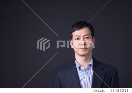 ビジネスマン 13488011
