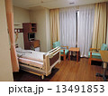 病院の快適な病室（個室） 13491853