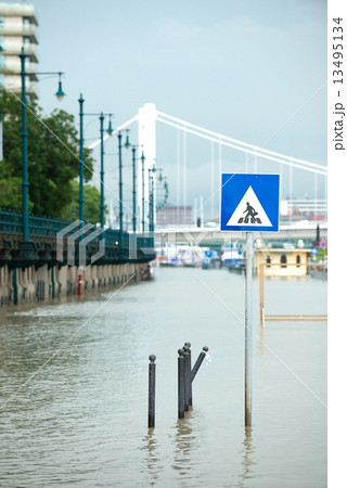 Roads and streets submerged 13495134