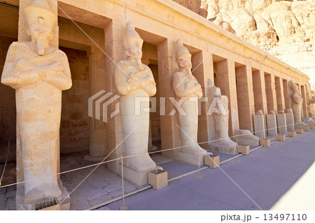 Statues of Queen Hatshepsut in her Temple Statues of Queen Hatshepsut in her Temple 13497110