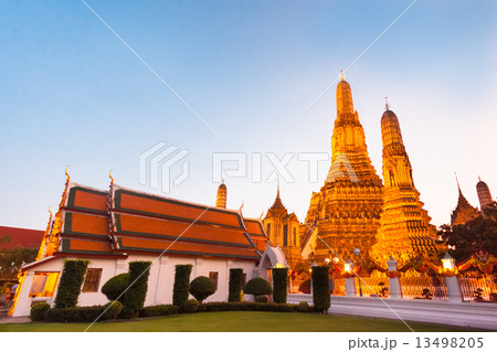 Wat Arun Temple in Bangkok, Thailand. 13498205