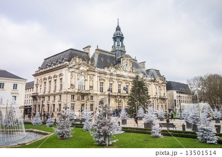 フランス　トゥール市庁舎 13501514
