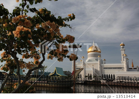 ASIA BRUNEI DARUSSALAM ASIA BRUNEI DARUSSALAM 13513414