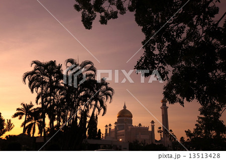 ASIA BRUNEI DARUSSALAM ASIA BRUNEI DARUSSALAM 13513428