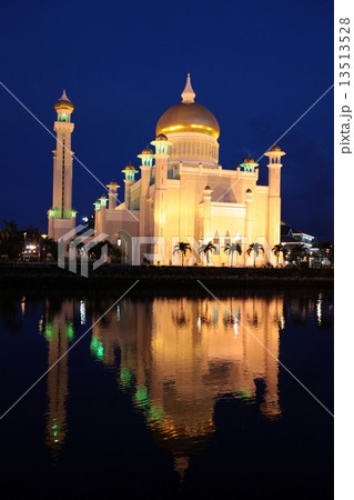 ASIA BRUNEI DARUSSALAM 13513528