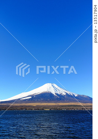 山中湖からの富士山 山中湖からの富士山 13517904