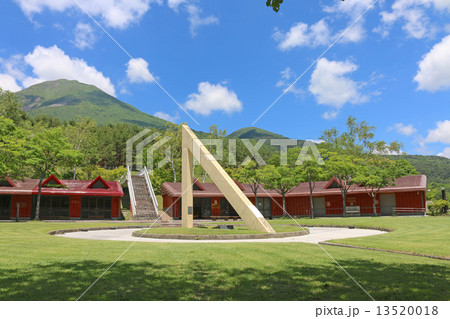 未来への広場からの磐梯山 13520018