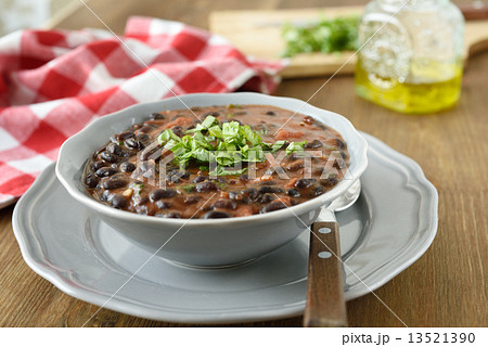Black bean soup 13521390