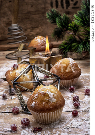freshly baked homemade cake freshly baked homemade cake 13521846