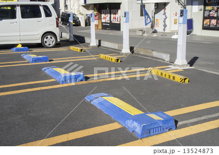 コインパーキング 13524873