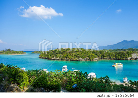 沖縄県　石垣島　川平湾 13525664