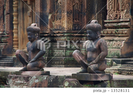 カンボジア　シェムリアップ　アンコールワット　ベンメリア 13528131